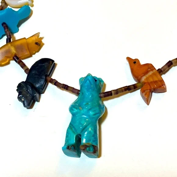 VTG Zuni Native American Turquoise Bear Carved Gem Animals Fetish Necklace 24” - Picture 3 of 5